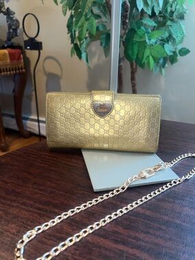 Gucci Gold Metallic Leather Chain Shoulder Clutch